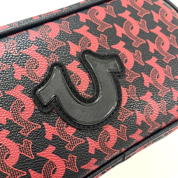 NWT TRUE RELIGION Loaf Toiletry Travel Bag Red Black Horseshoe Logo 9"x5" Bottle - Picture 3 of 9